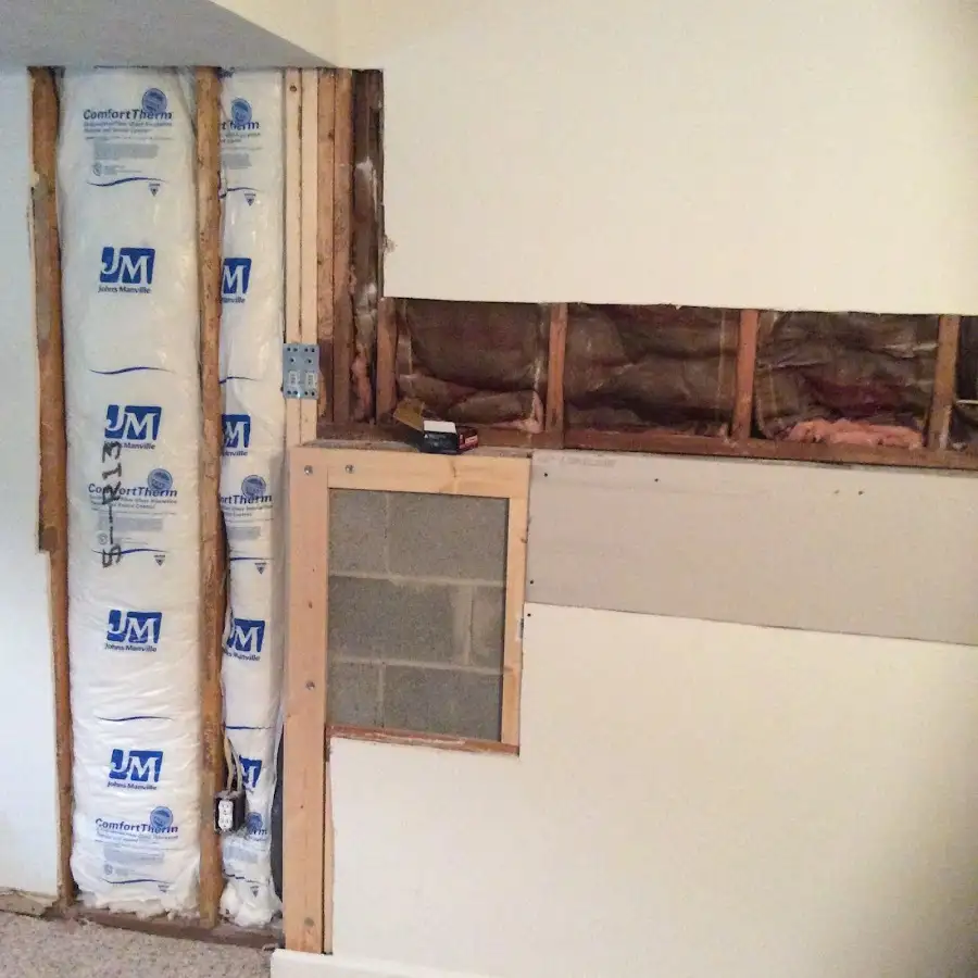 Wall insulation replacement during Structural Drying in Lake St. Louis